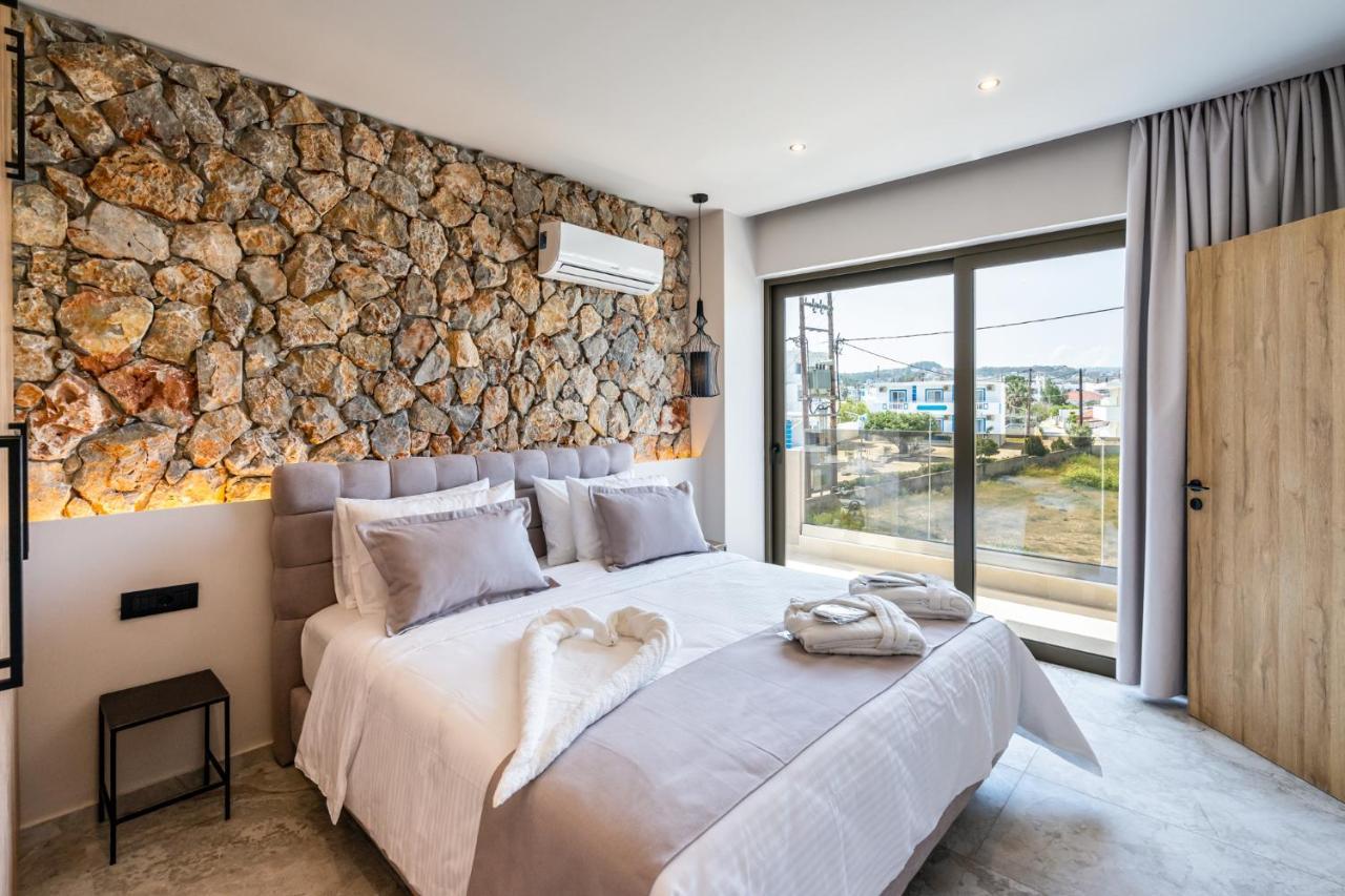 Pathos Seaside Suites Faliraki Esterno foto